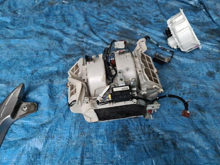 Мотор печки Хонда Легенд в Хабаровске 206136